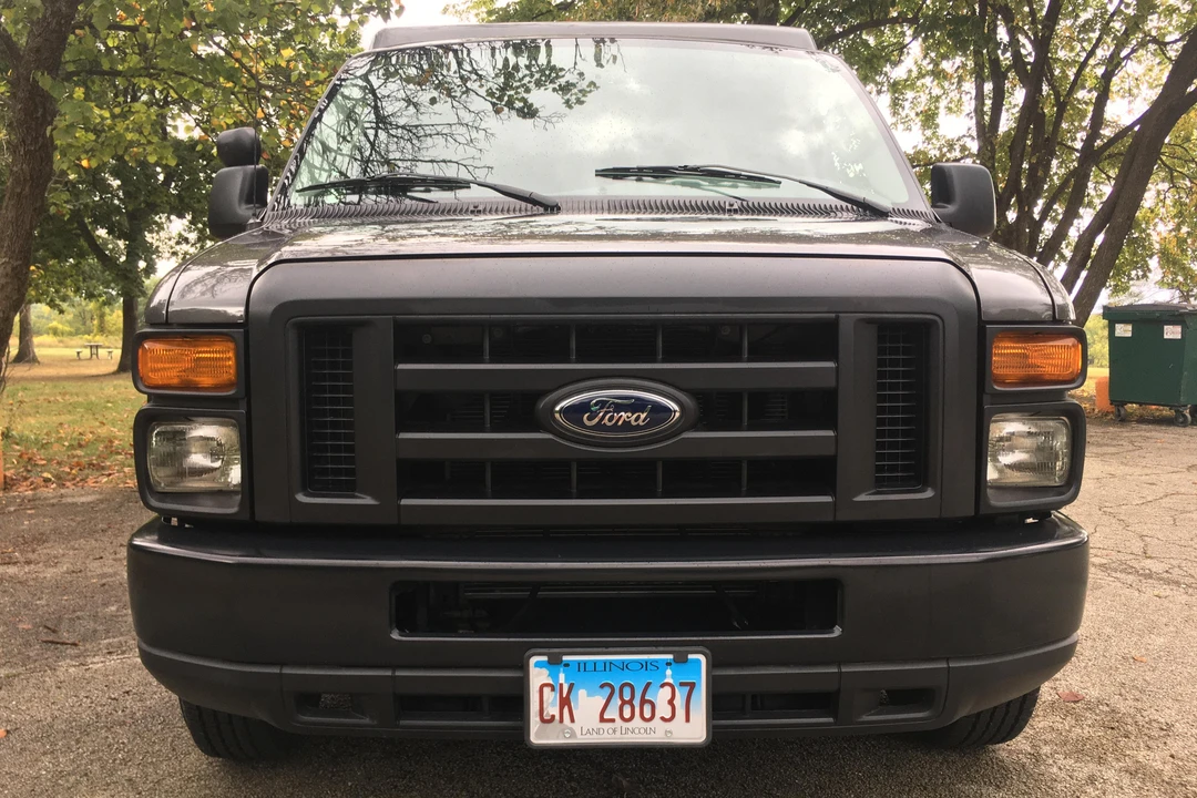 2008 Ford Econoline Van - Image 2 of 5