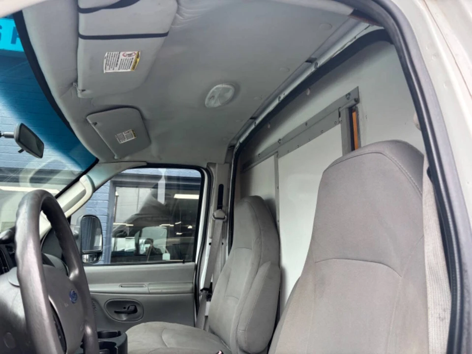 2008 Ford Econoline Van - Image 11 of 12