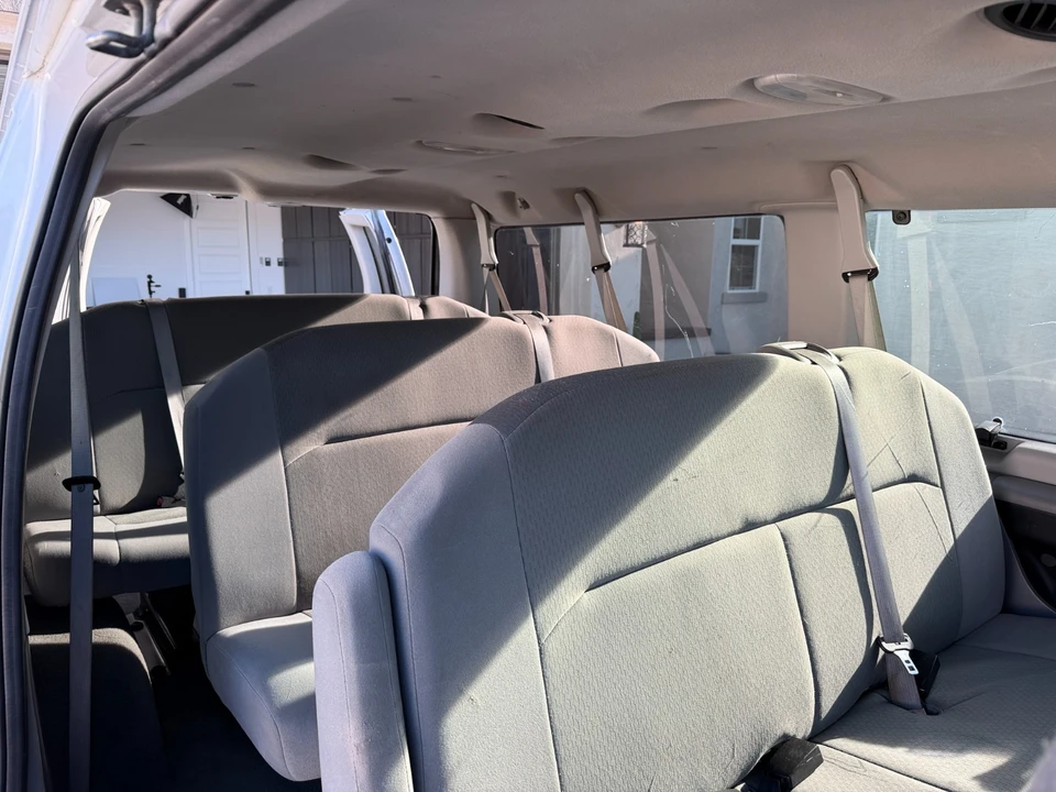 2008 Ford Econoline Van - Image 20 of 21