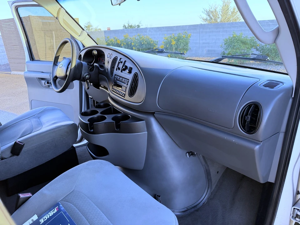 2008 Ford Econoline Van - Image 17 of 21