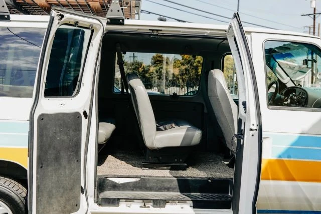 2008 Ford Econoline Van - Image 16 of 31