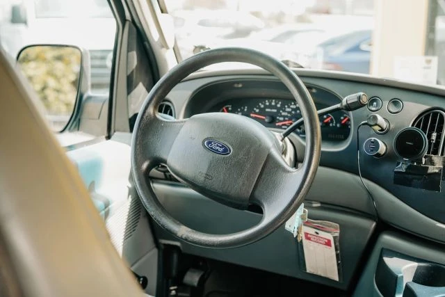 2008 Ford Econoline Van - Image 23 of 31