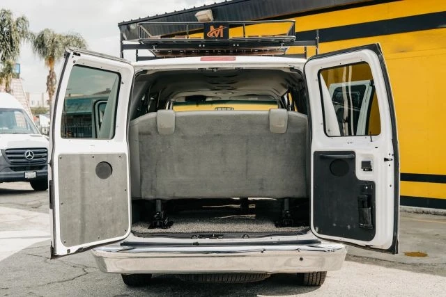 2008 Ford Econoline Van - Image 20 of 31