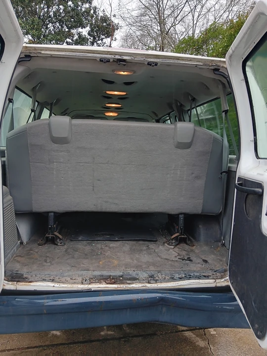 2008 Ford Econoline Van - Image 10 of 14