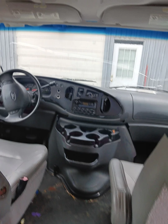 2008 Ford Econoline Van - Image 6 of 14