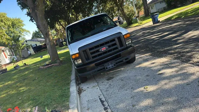 2008 Ford E250 Cargo