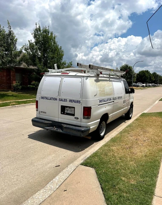 2008 Ford Econoline Van - Image 2 of 6