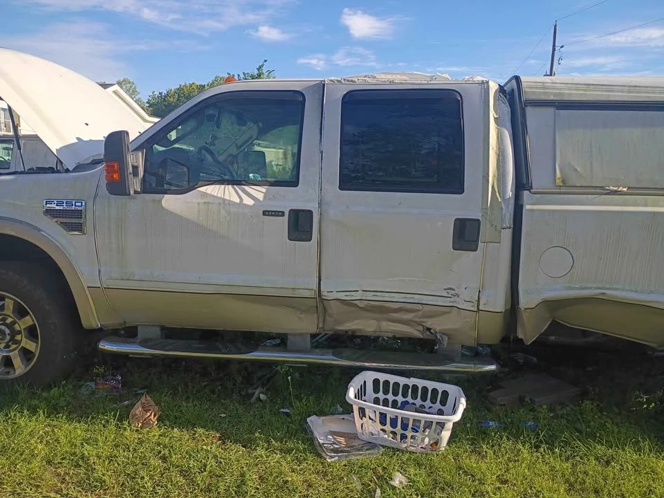 2008 Ford Econoline Van - Image 2 of 2