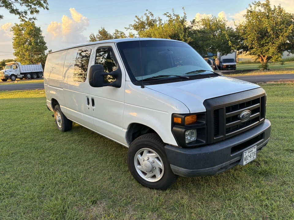 2008 Ford Econoline Van - Image 12 of 25