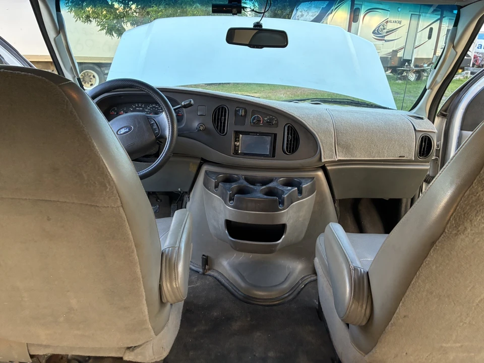 2008 Ford Econoline Van - Image 21 of 25
