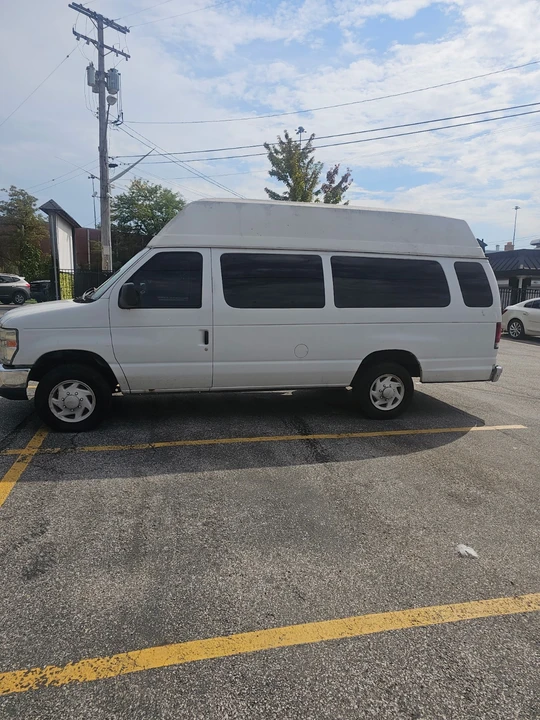 2008 Ford Econoline Van - Image 5 of 7