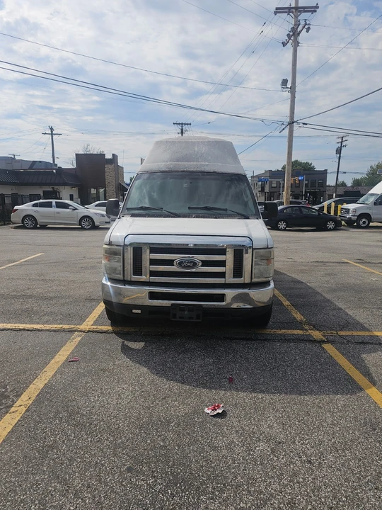 2008 Ford Econoline Van - Image 4 of 7