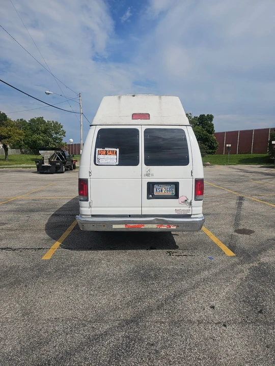 2008 Ford Econoline Van - Image 3 of 7