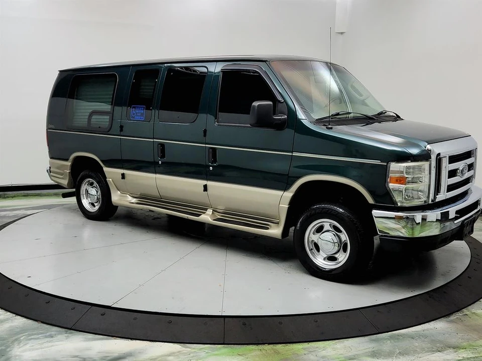2008 Ford Econoline Van - Image 3 of 21