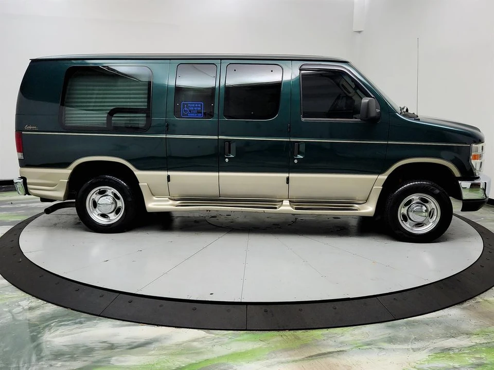 2008 Ford Econoline Van - Image 4 of 21