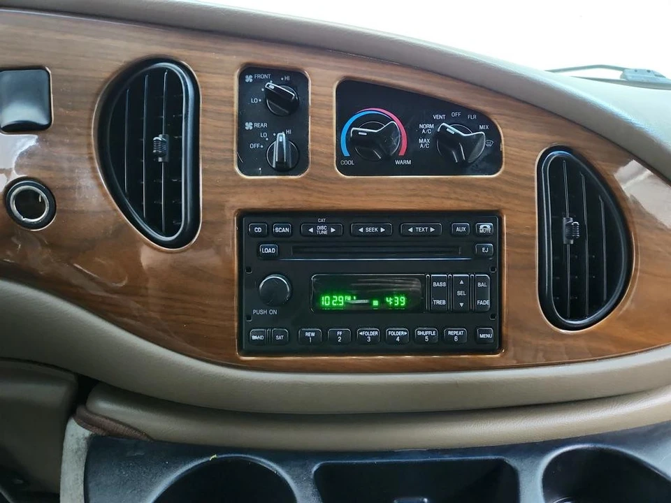 2008 Ford Econoline Van - Image 17 of 21