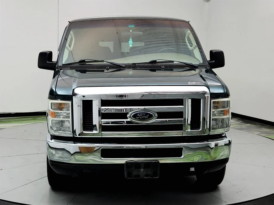 2008 Ford Econoline Van - Image 2 of 21