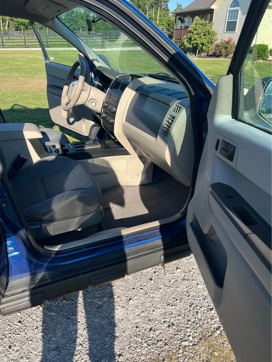 2008 Ford Escape - Image 10 of 14