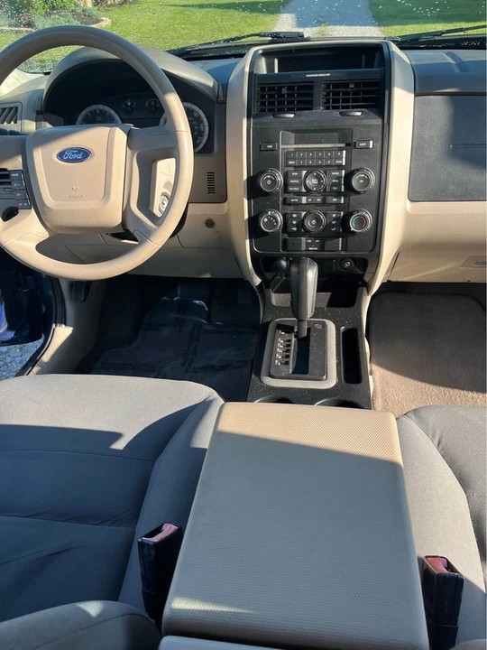 2008 Ford Escape - Image 11 of 14