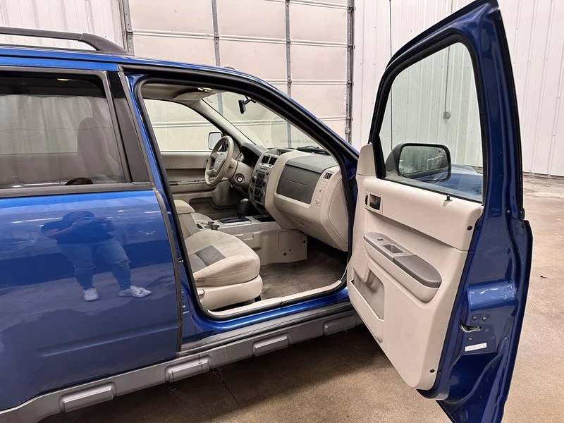 2008 Ford Escape - Image 17 of 23