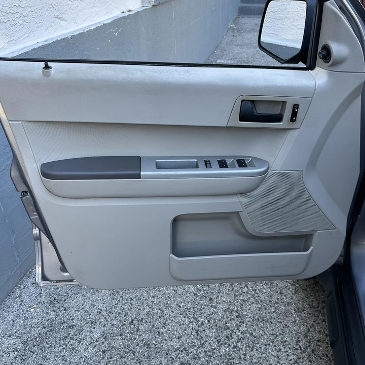 2008 Ford Escape - Image 14 of 21