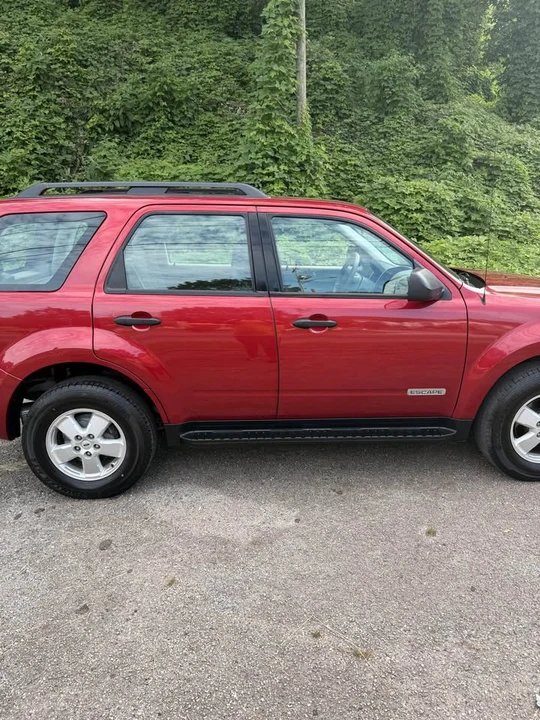 2008 Ford Escape - Image 8 of 10