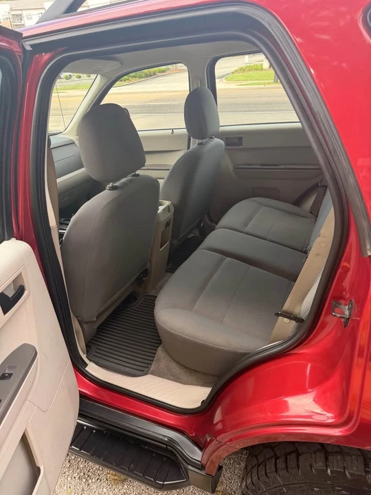 2008 Ford Escape - Image 5 of 10