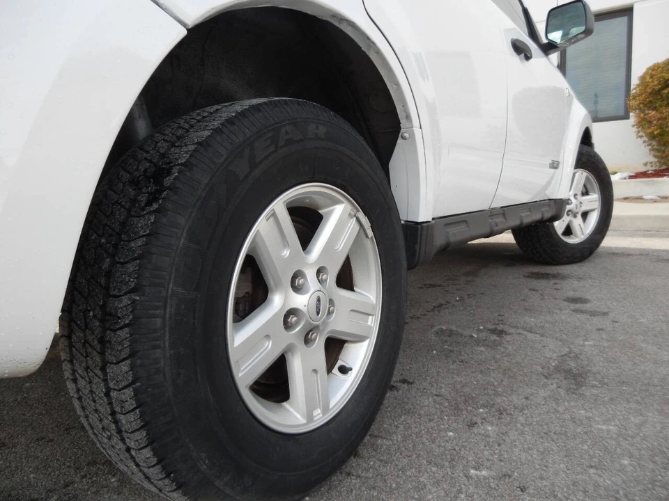 2008 Ford Escape - Image 18 of 21