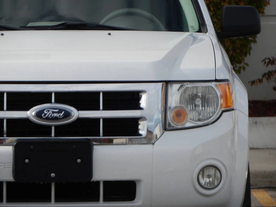 2008 Ford Escape - Image 8 of 21