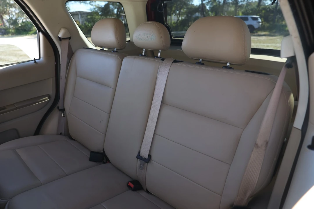 2008 Ford Escape - Image 8 of 12