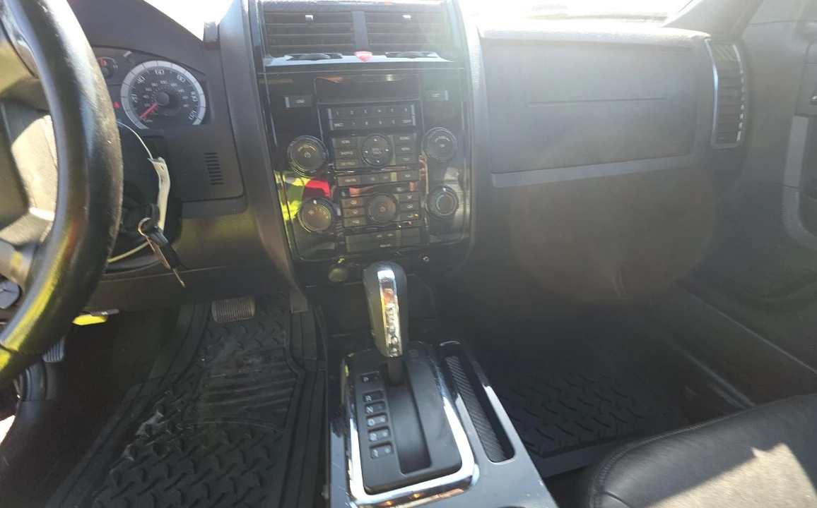 2008 Ford Escape - Image 13 of 17