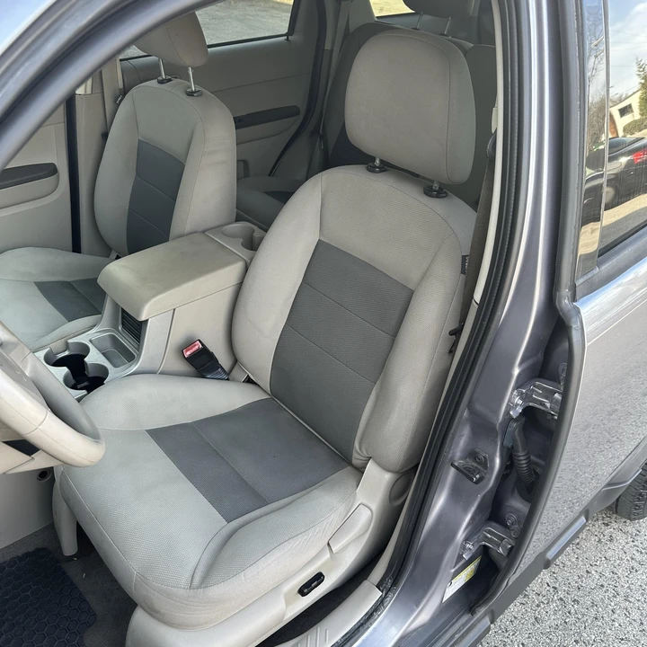 2008 Ford Escape - Image 19 of 21
