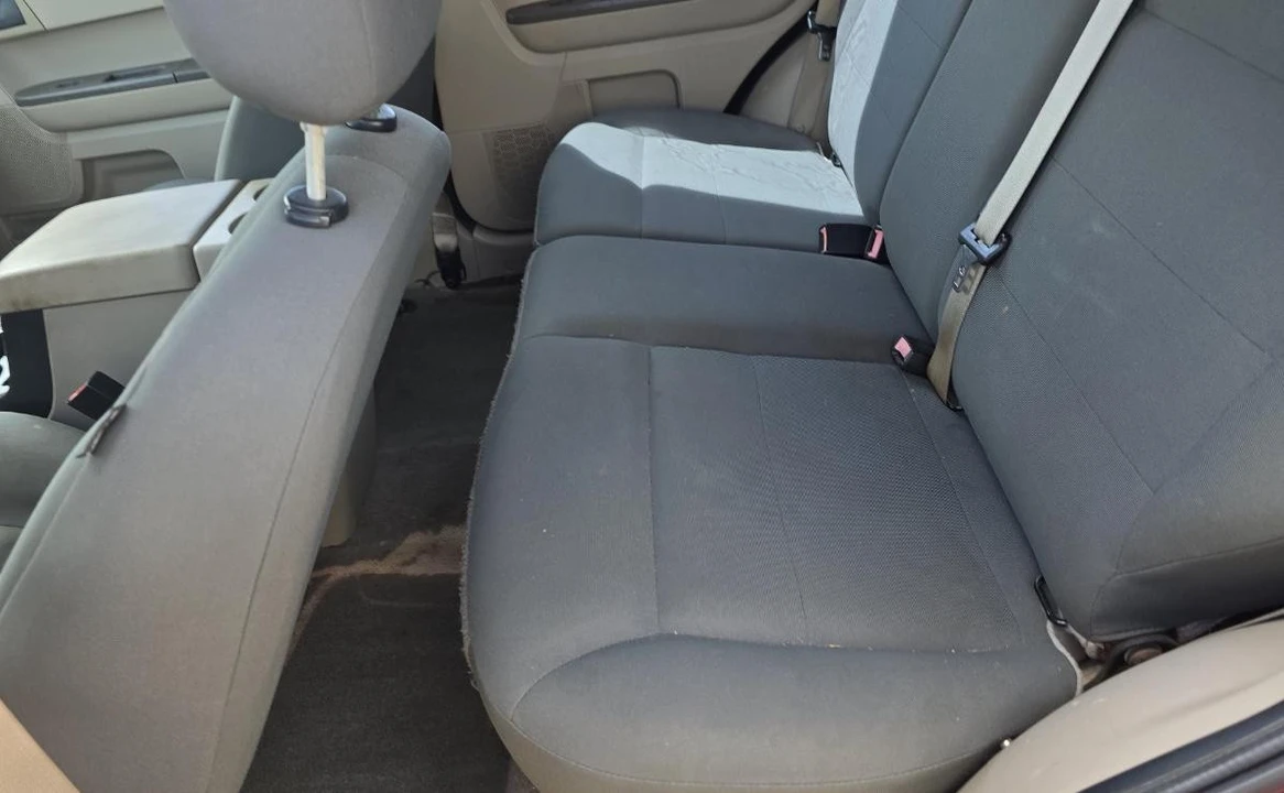 2008 Ford Escape - Image 9 of 9