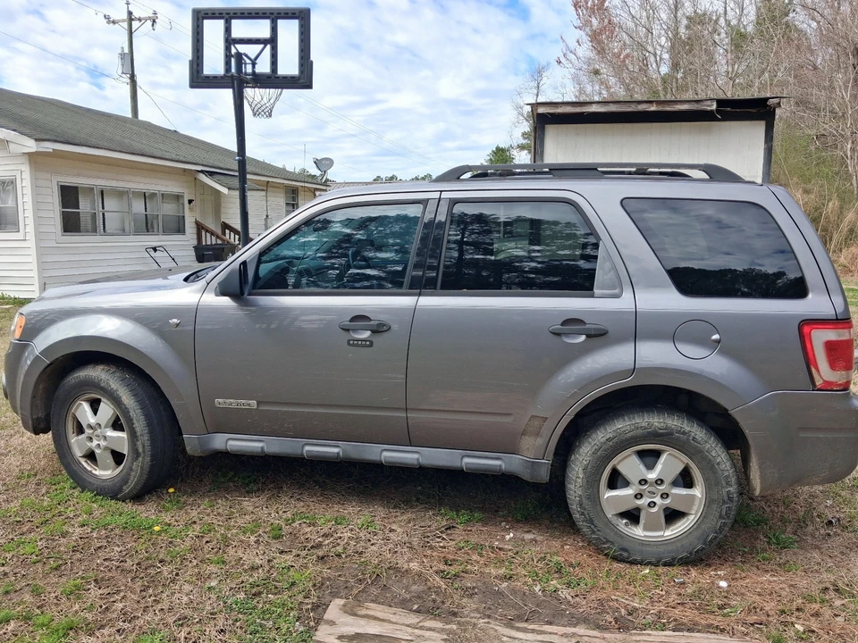 2008 Ford Escape - Image 4 of 8