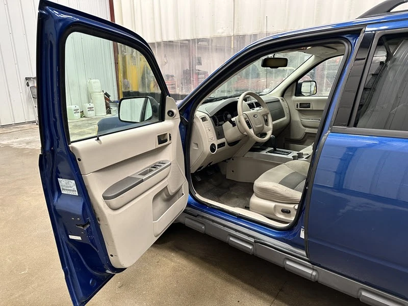 2008 Ford Escape - Image 7 of 12