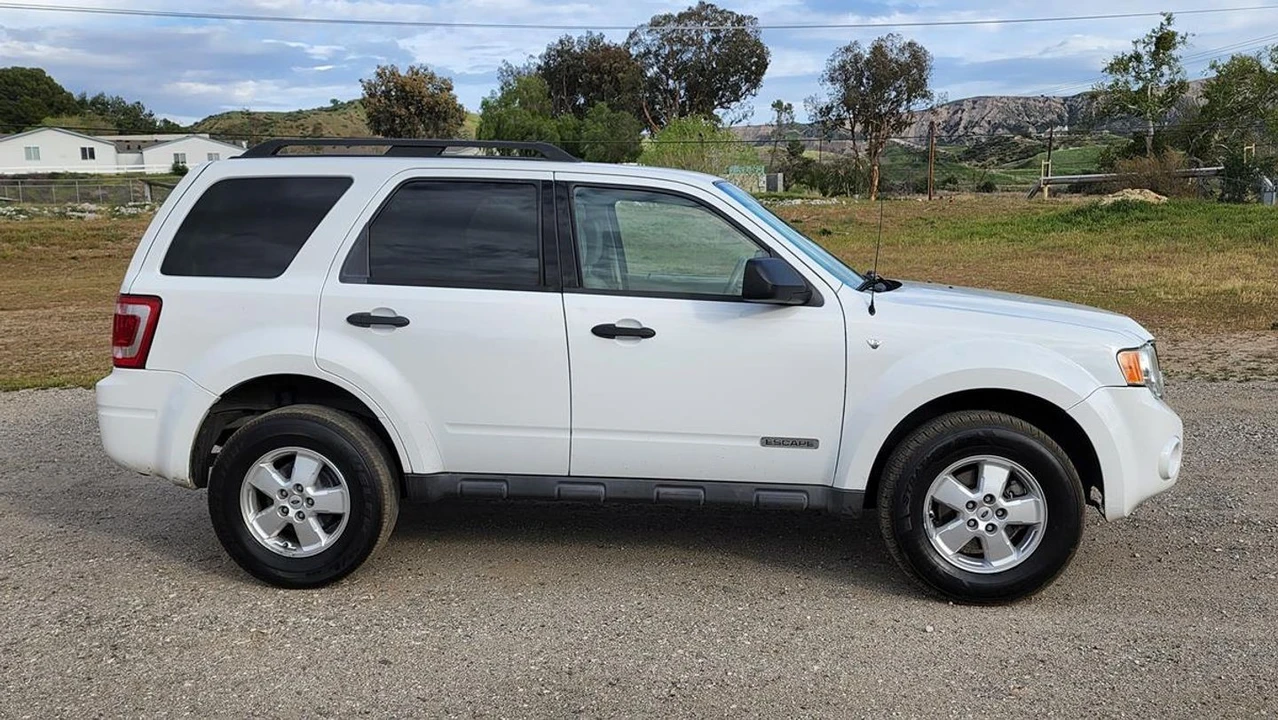 2008 Ford Escape - Image 13 of 21