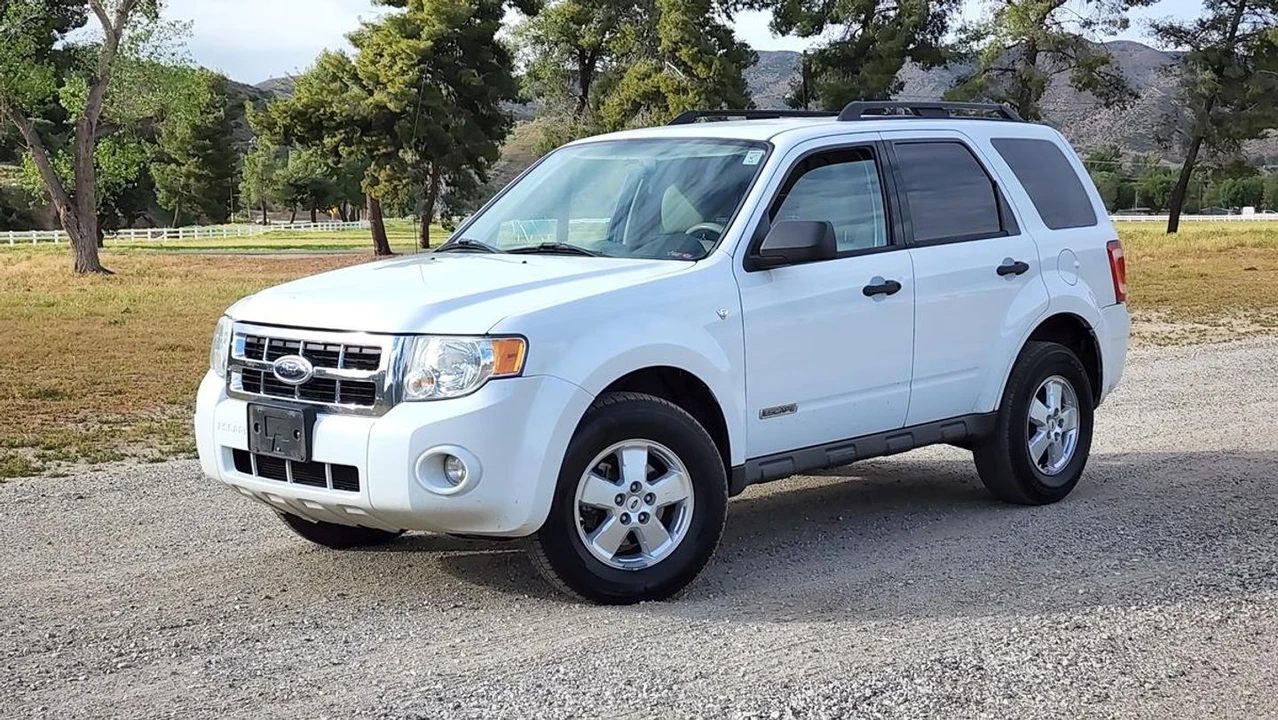 2008 Ford Escape - Image 2 of 21