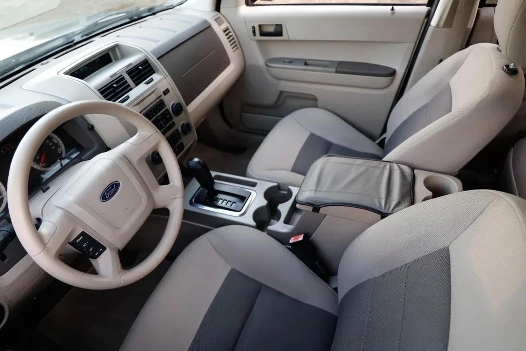 2008 Ford Escape - Image 4 of 12
