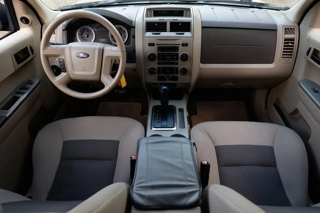 2008 Ford Escape - Image 2 of 12
