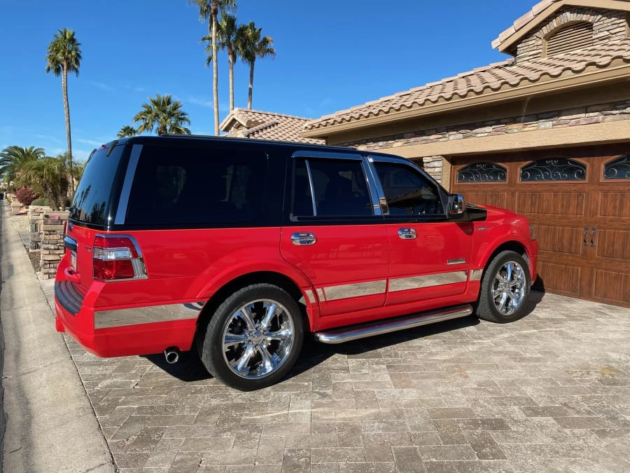 2008 Ford Expedition 3rd Gen - Image 3 of 12