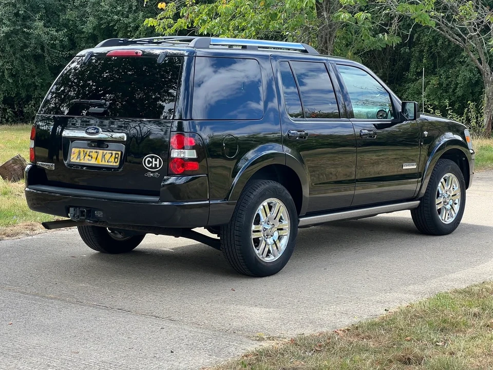 2008 Ford Explorer 4th Gen - Image 3 of 30