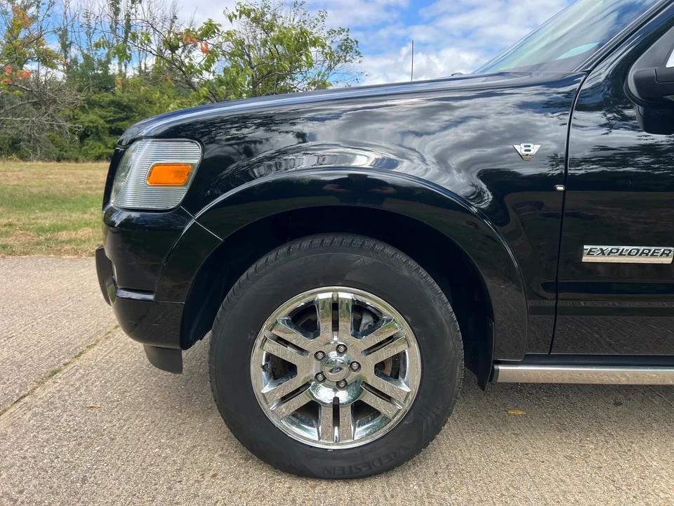 2008 Ford Explorer 4th Gen - Image 16 of 30