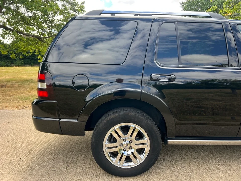 2008 Ford Explorer 4th Gen - Image 18 of 30