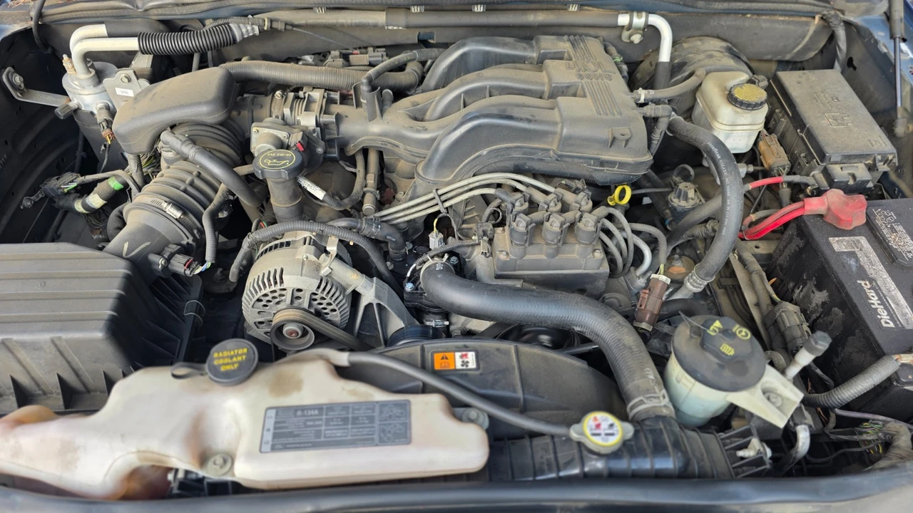 2008 Ford Explorer Sport Trac - Image 15 of 19
