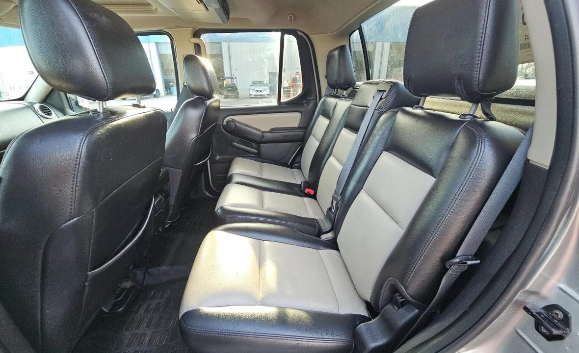 2008 Ford Explorer Sport Trac - Image 11 of 12