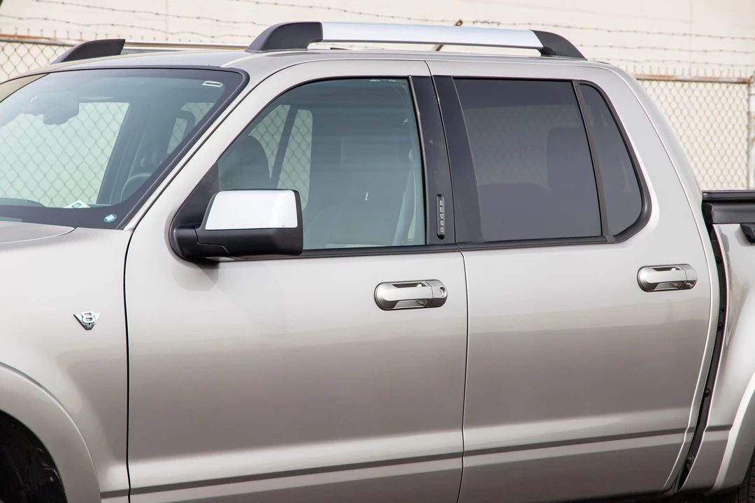 2008 Ford Explorer Sport Trac - Image 28 of 31