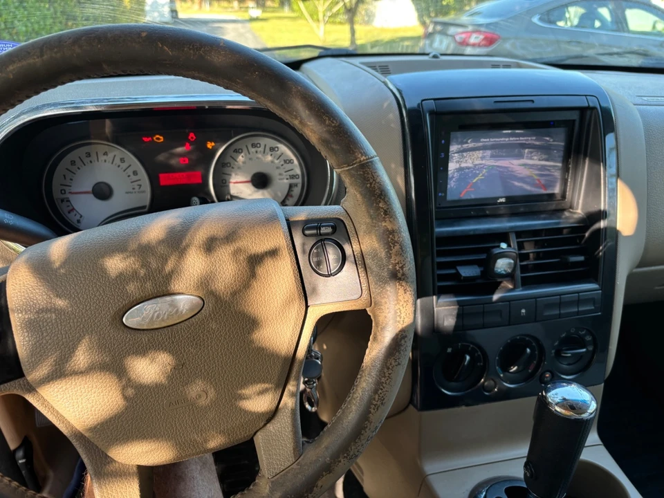 2008 Ford Explorer Sport Trac - Image 10 of 10