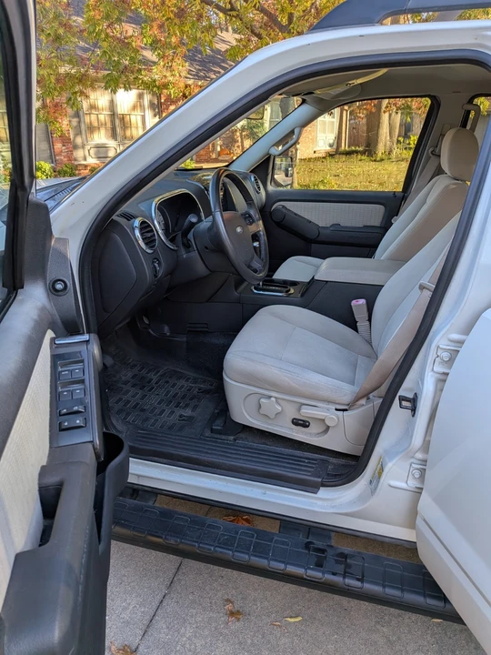 2008 Ford Explorer Sport Trac - Image 15 of 16