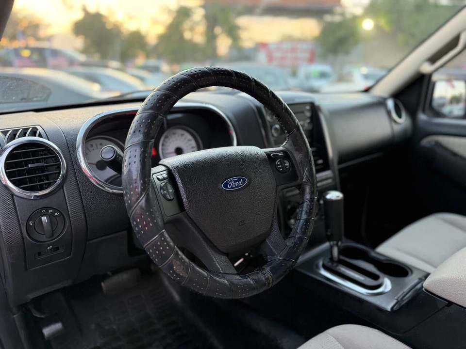2008 Ford Explorer Sport Trac - Image 19 of 21