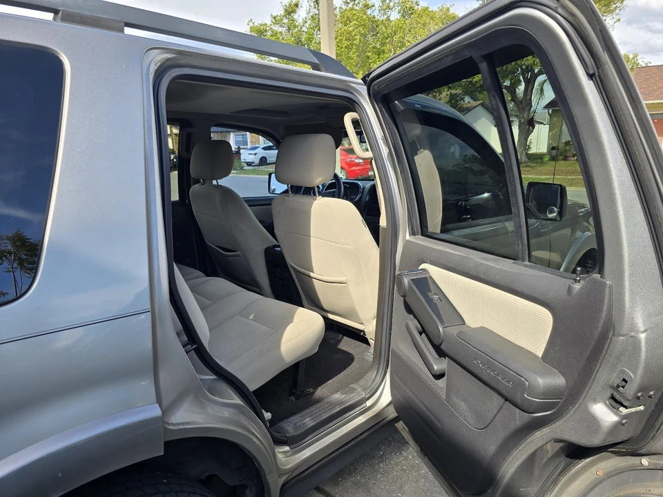 2008 Ford Explorer 4th Gen - Image 12 of 13